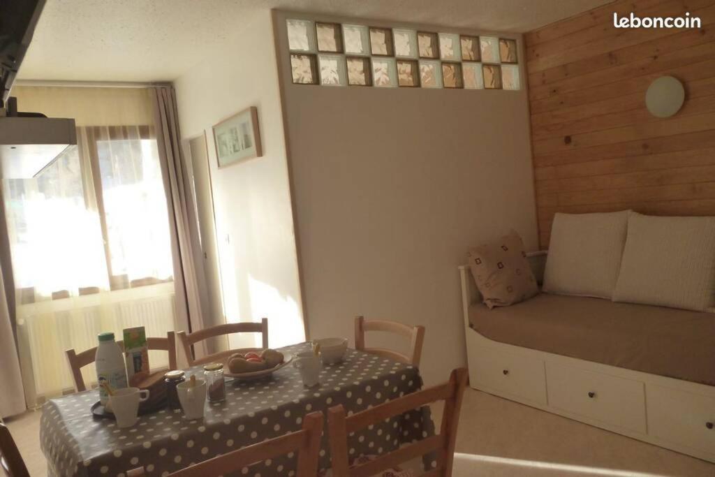 Apartment T2 Immeuble Chanteclerc 6 Personnes 37m2 Praloup 1600 Uvernet-Fours
